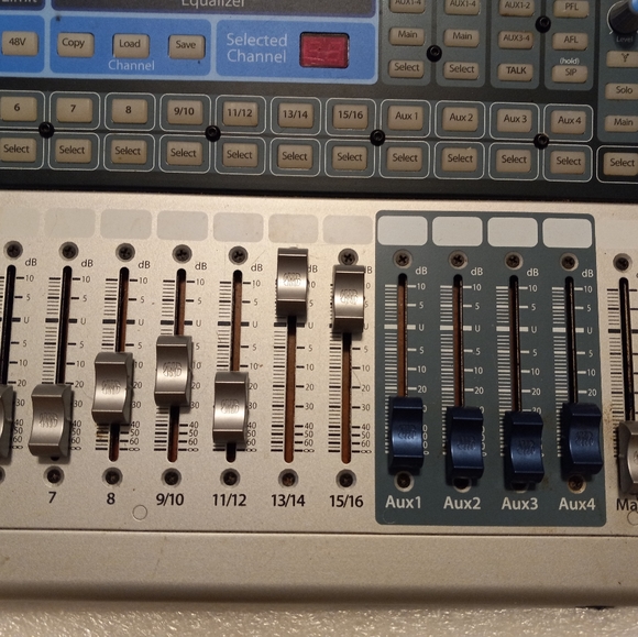 Presonus StudioLive 16.0.2 DSP Mixer Used In Box. - Picture 4 of 12